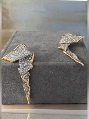 ALEXIS BITTAR • Solanales Crystal Cascade Lightning Mobile Earrings